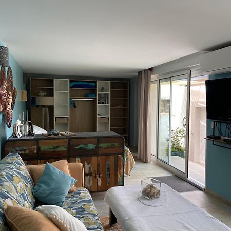Les Terrasses Des Anthenors Bed & Breakfast Ensues-la-Redonne Exterior foto
