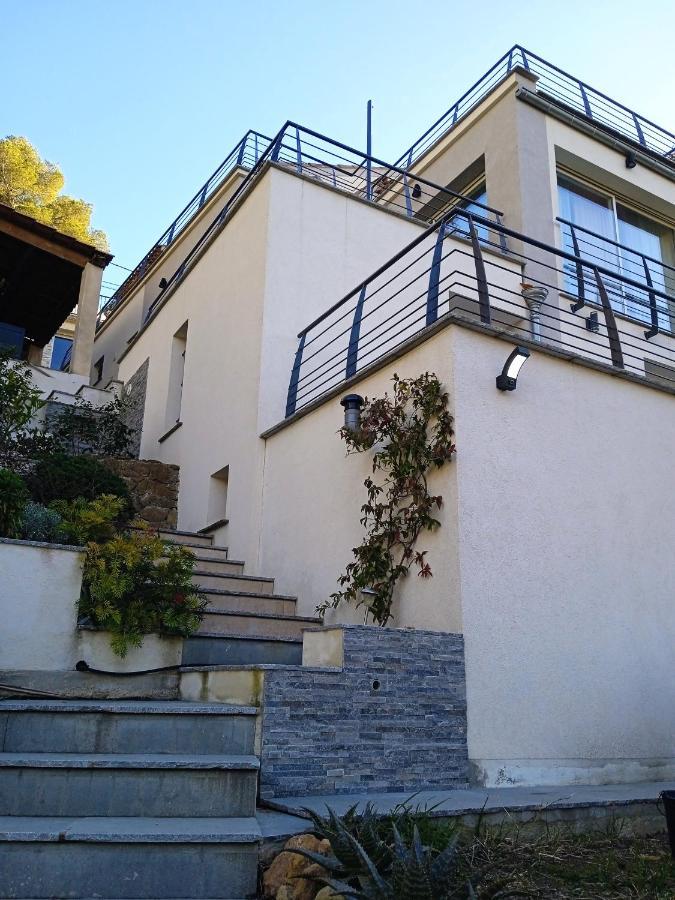 Les Terrasses Des Anthenors Bed & Breakfast Ensues-la-Redonne Exterior foto