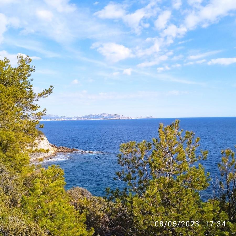 Les Terrasses Des Anthenors Bed & Breakfast Ensues-la-Redonne Exterior foto